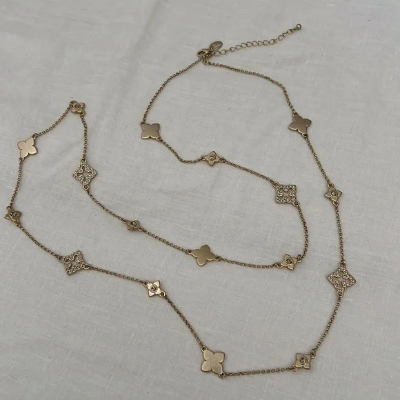 ✨BOGO 50% OFF✨ LIA SOPHIA “JACQUELINE” NECKLACE - Picture 4 of 10